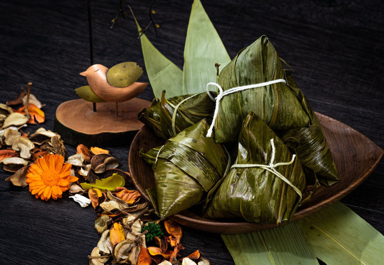 鲍鱼、元贝、建莲、芡实····这个鲍鱼粽，壕气十足，口口有料~